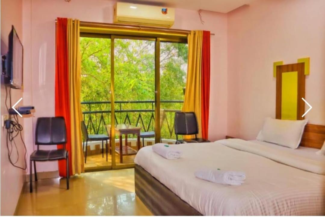 לונבלה Hotel Laxmi Residency מראה חיצוני תמונה