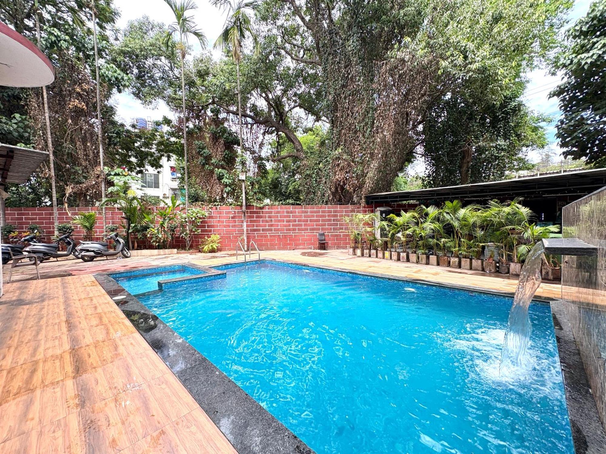 לונבלה Hotel Laxmi Residency מראה חיצוני תמונה